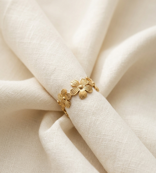 Daisy Flower Ring